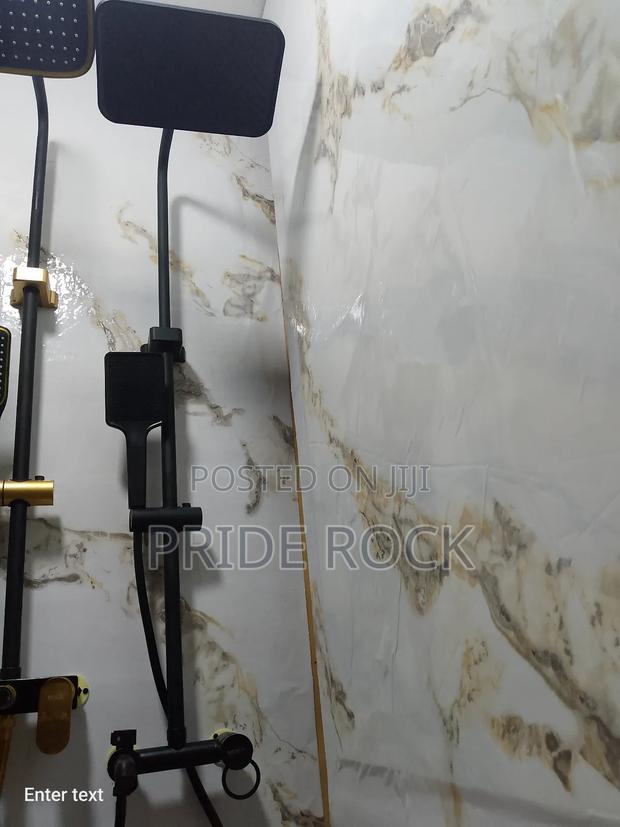 Shower Pole, Black Shower, Three in One · Photo 2
