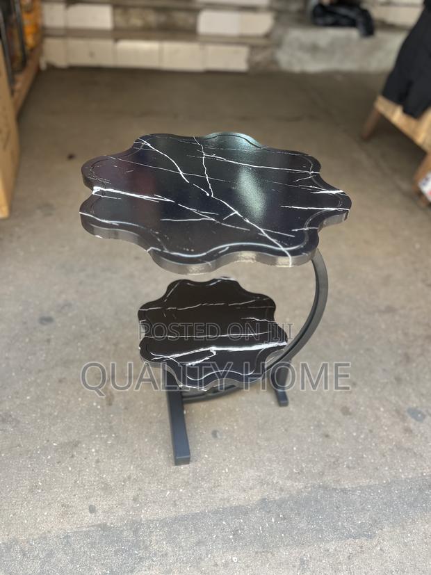 Side Coffee Table · Photo 2