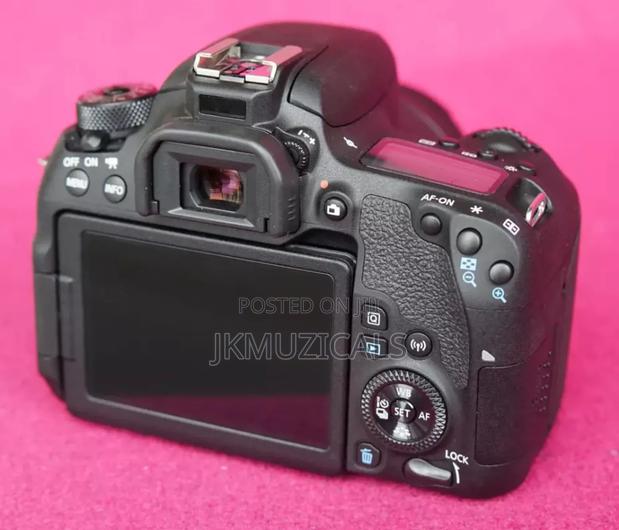 Canon Eos 77d_ Film Camera_18-135mm Lens · Photo 2
