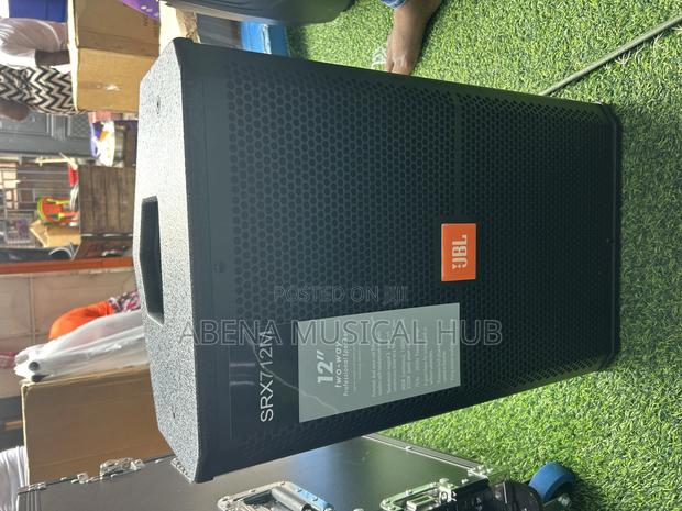JBL 15inches Active Stage Monitor · Photo 1