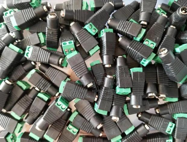 Power Connector for CCTV Camera Female Plug · Photo 1