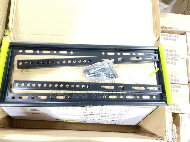 TV Bracket Wall Mount · Photo 2