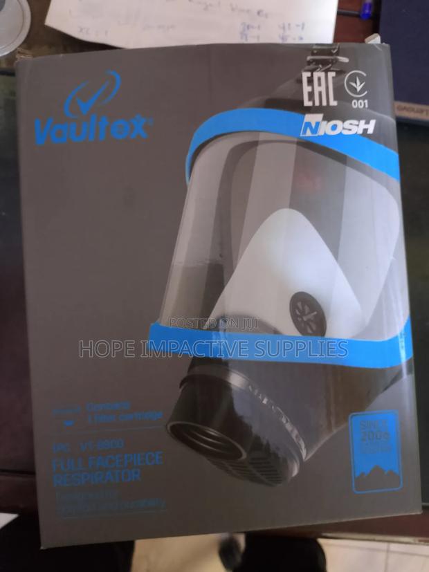 Full Face Mask With Cartridge. · Photo 4