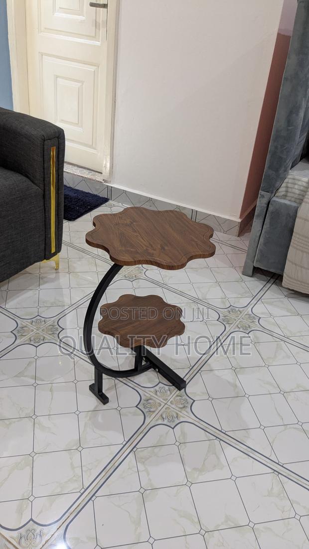 Side Coffee Table · Photo 1