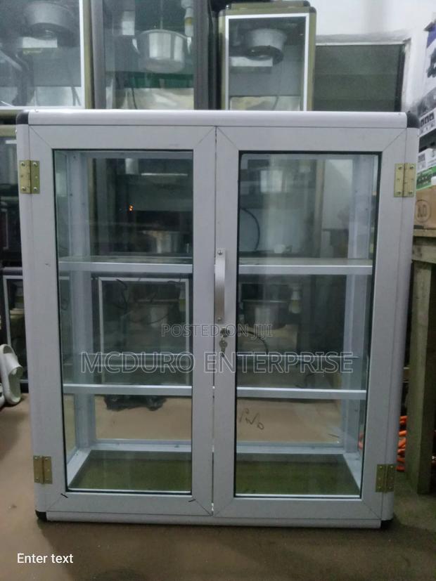 Showcase Glass