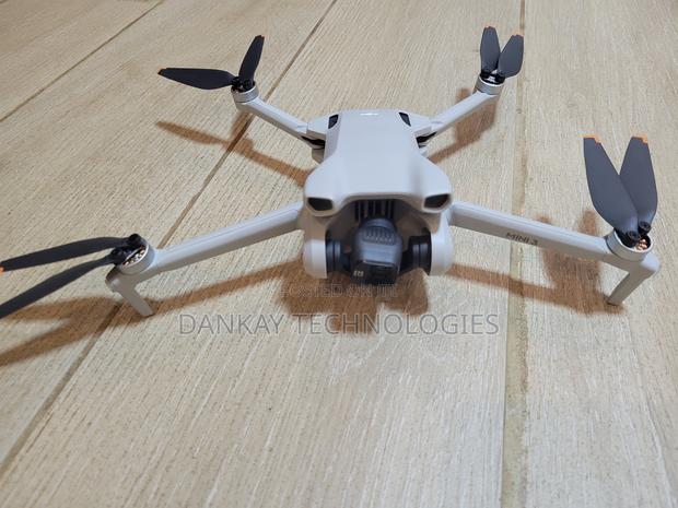 Dji Mini 3 Drone With Controller · Photo 6