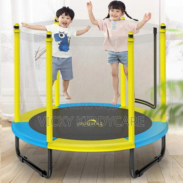 Trampoline · Photo 1