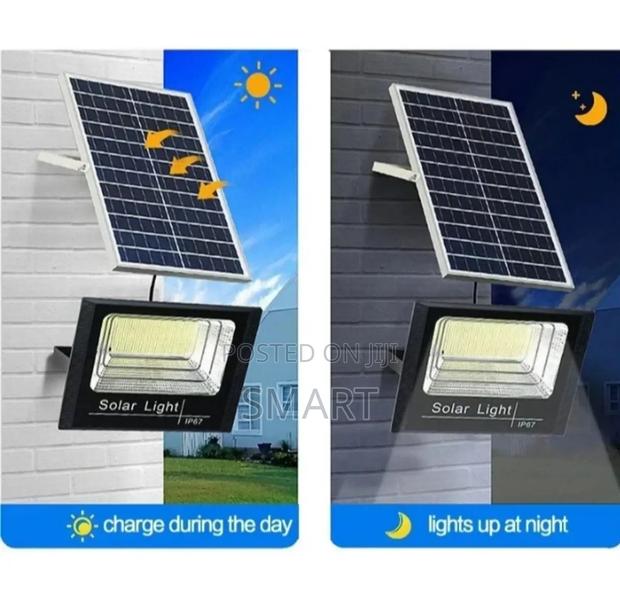 Led Solar Street Light With Solar Panel ( 200w And 300w) · Photo 2