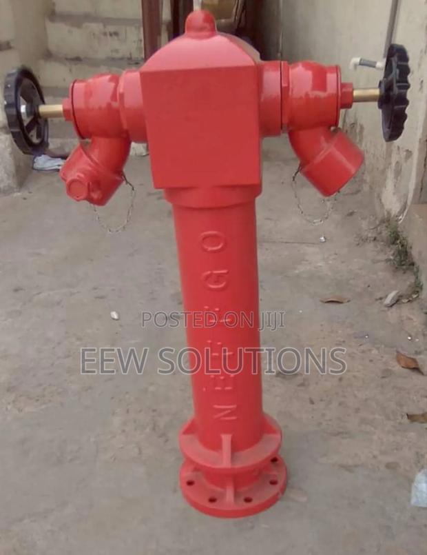 Pillar Hydrant (British Standard) · Photo 1