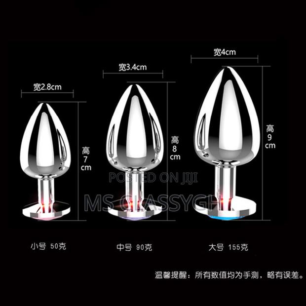 Metal Anal Plug Out of the Anal Dilator Male and Female · Photo 2