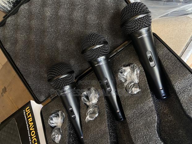 Behringer Cord Microphone · Photo 1