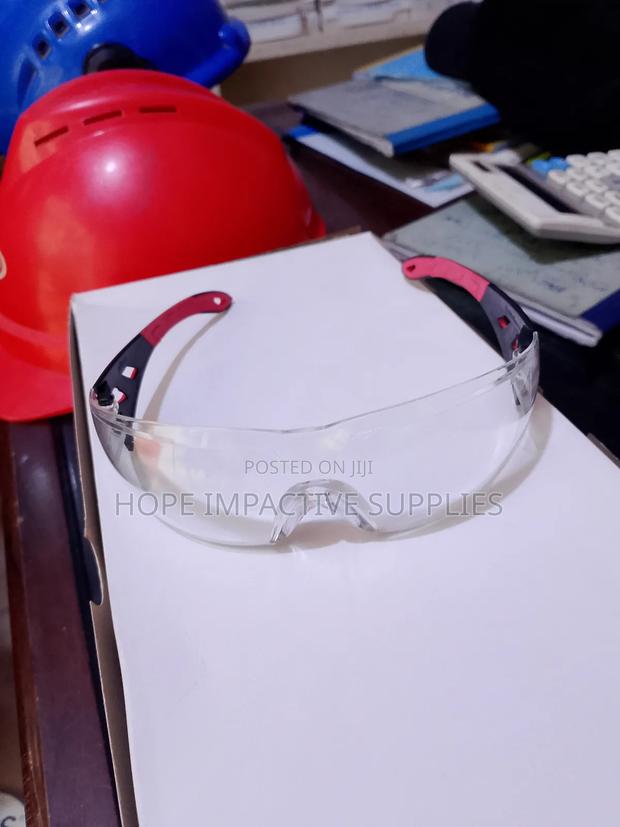 Uvex Safety Protective Spectacle.(Anti-scratch & Anti Fog[12 Per Pack] · Photo 2
