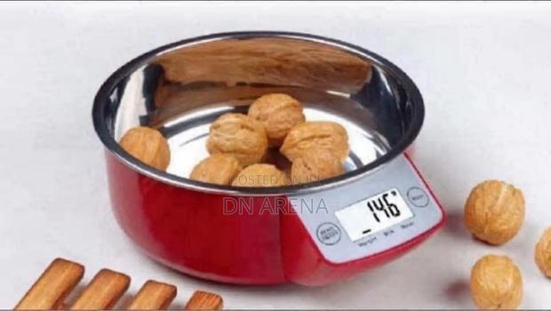 Electric Digital Kitchen Scale · Photo 6
