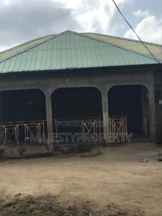 One (1) Plots of Land and 5 Bedrooms for Sale at Kasoa · Photo 2