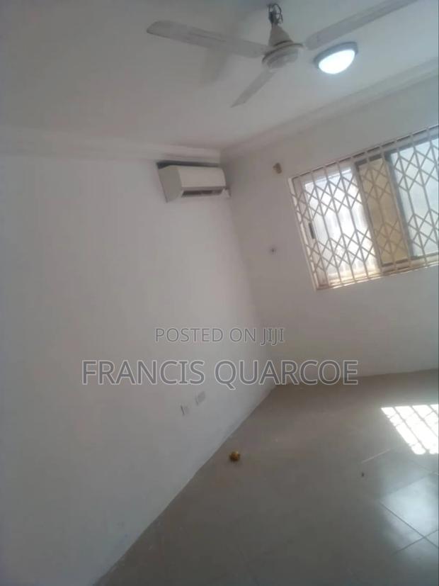 3bdrm House in Atomic Estates, Dome for rent · Photo 2