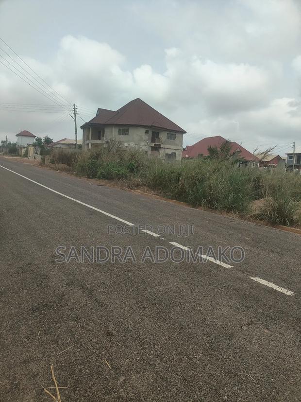 Litigation Free Half Plot Forsale at Appiadu Forsale. · Photo 5