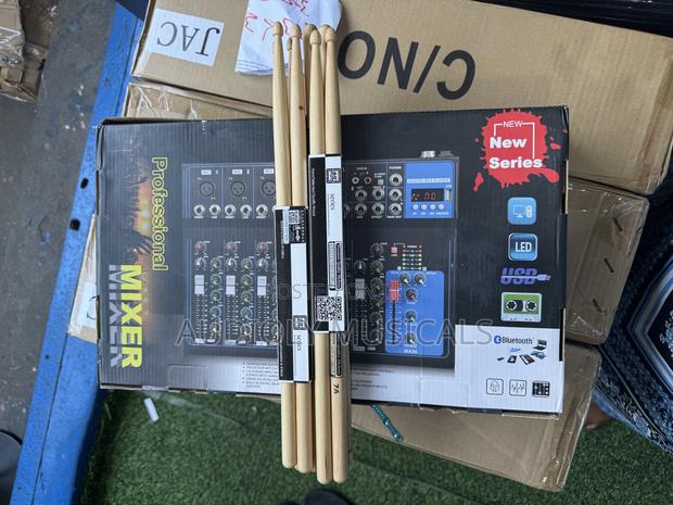 Hard Selected Drum Sticks · Photo 3