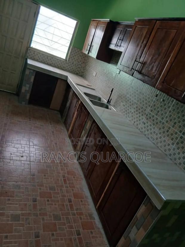 5bdrm House in Ashongman Estates for rent · Photo 4