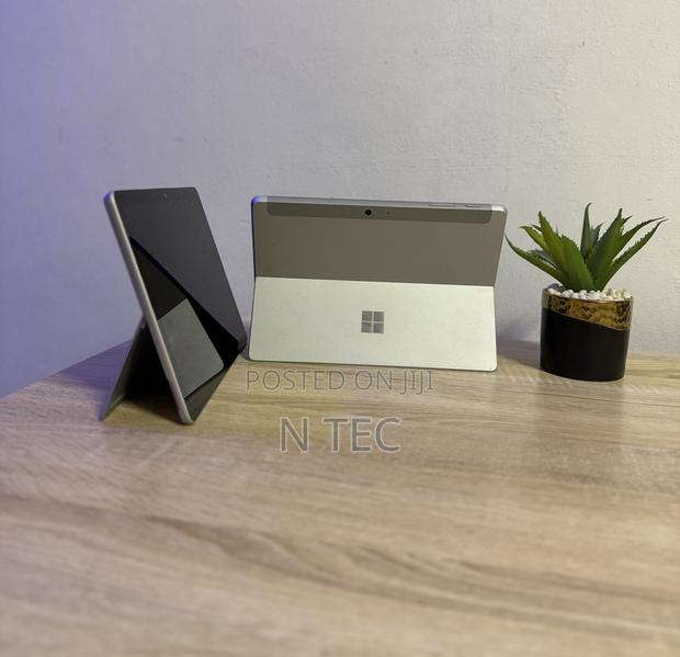 Laptop Microsoft Surface Go 2 8GB Intel SSD 128GB · Photo 3