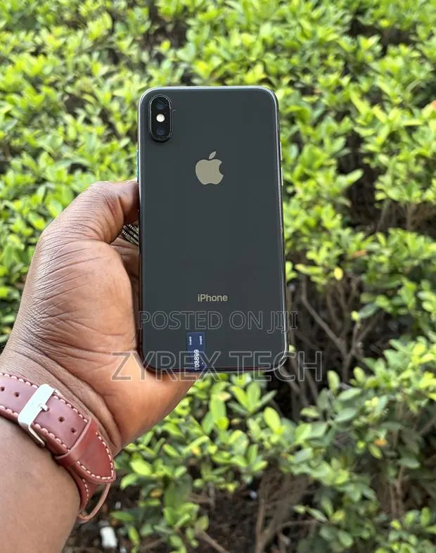 Apple iPhone X 64 GB Black