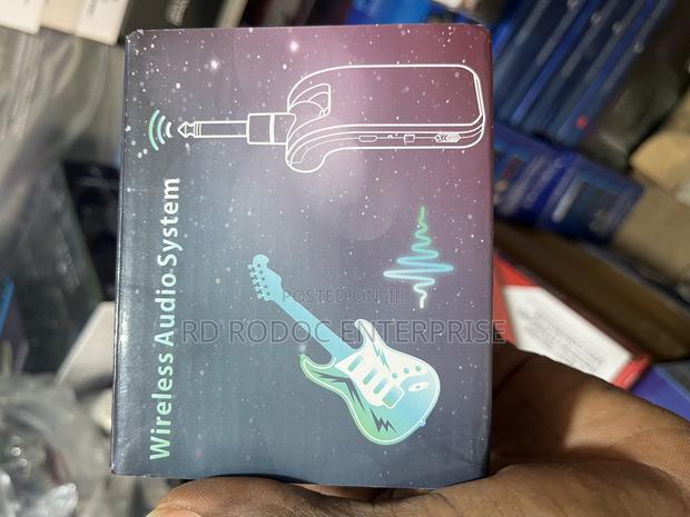 Wireless Guitar Jack · Photo 2