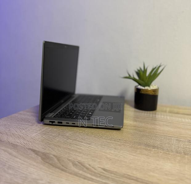 Laptop Dell Latitude 5450 16GB Intel Core Ultra 5 SSD 512GB · Photo 1