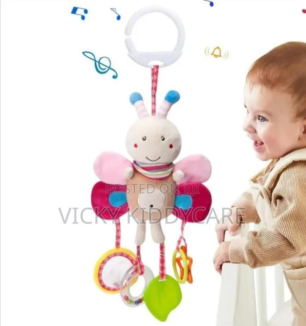 Baby Cot/Car Seat Carrier Handing Toy · Photo 1