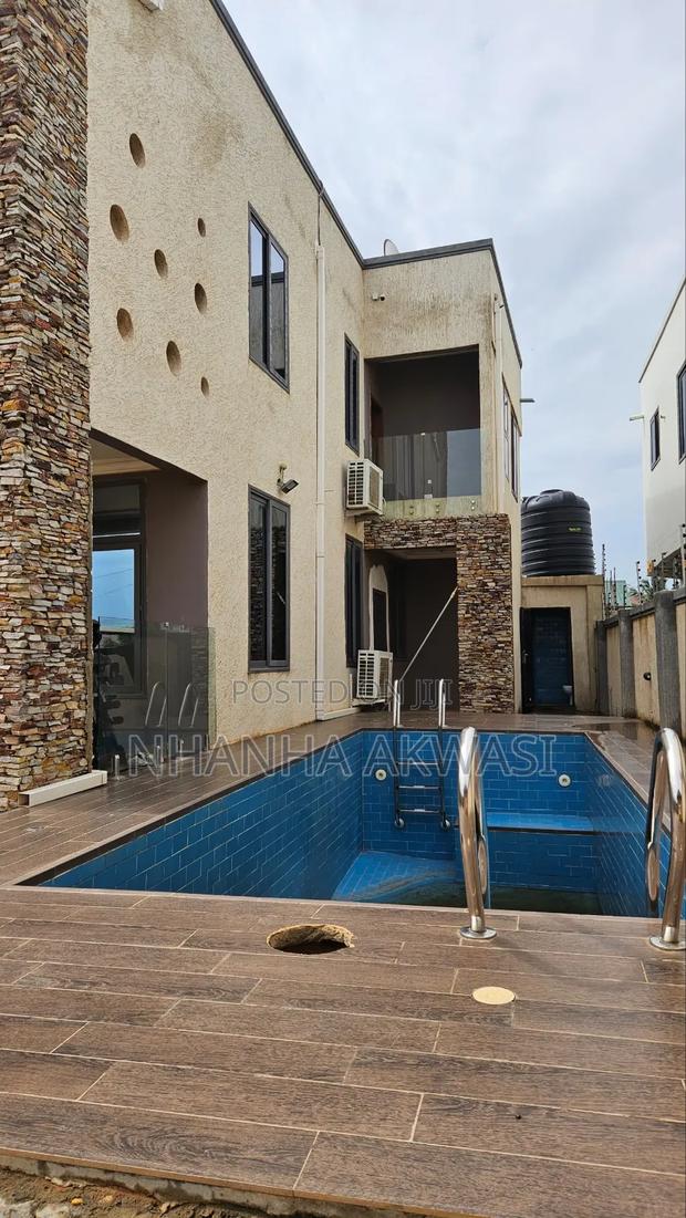 5bdrm House in Klagon, Tema Metropolitan for sale · Photo 5