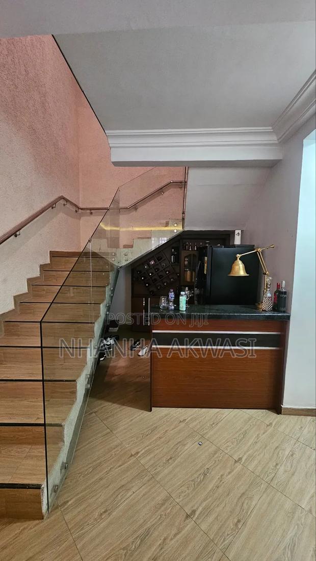5bdrm House in Klagon, Tema Metropolitan for sale · Photo 6