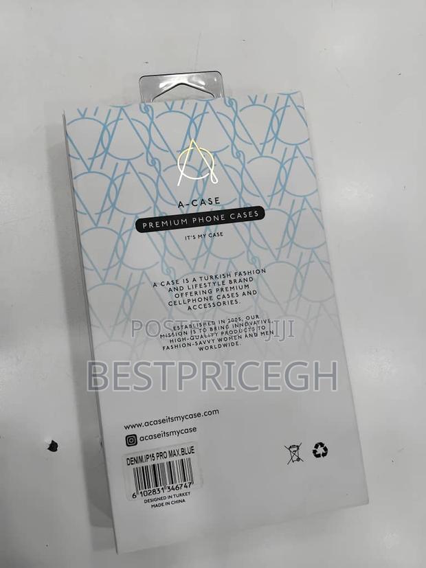 iPhone 15 Pro Case · Photo 3