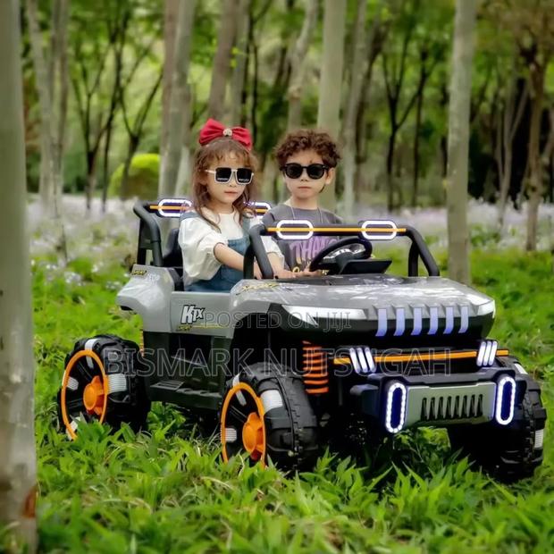 Luxury Drive Electric Toy Car · Photo 7