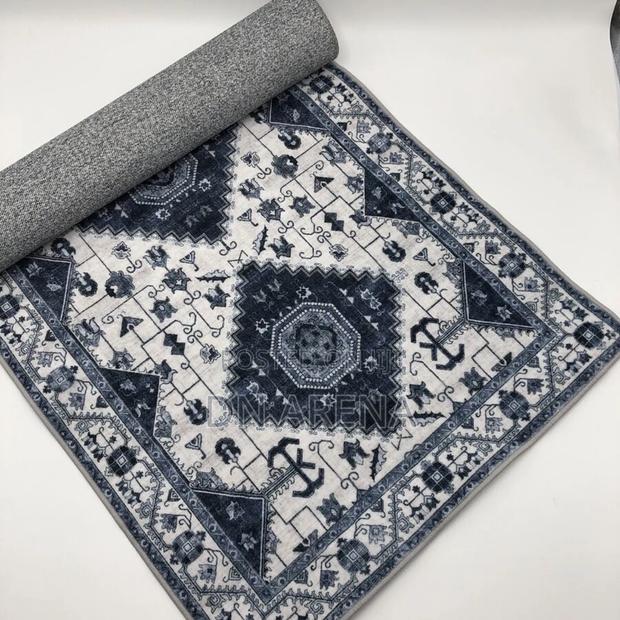 Wyatt Ash Washable Runner Rug 2ft X 6ft · Photo 1
