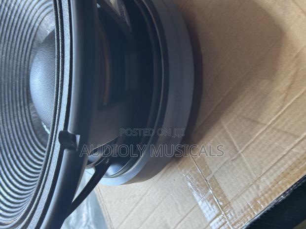 RCF Double Magnet 18-Inches 3500watt ( Double Magnet) · Photo 5