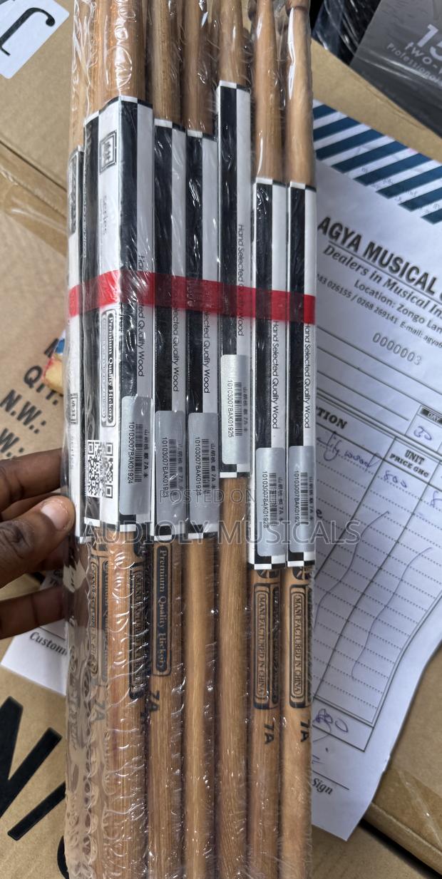 Hard Selected Drum Sticks · Photo 4