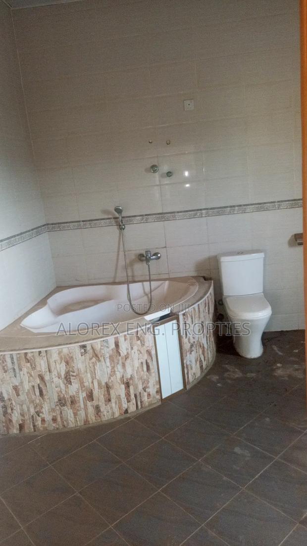 5bdrm Duplex in Gated Community, Oyarifa for rent · Photo 8