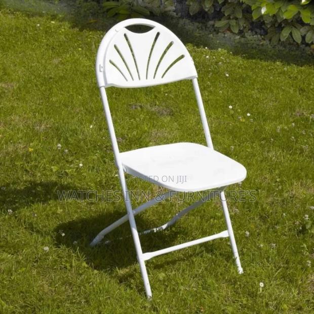 Fan Back Folding Party / Church Chair · Photo 1