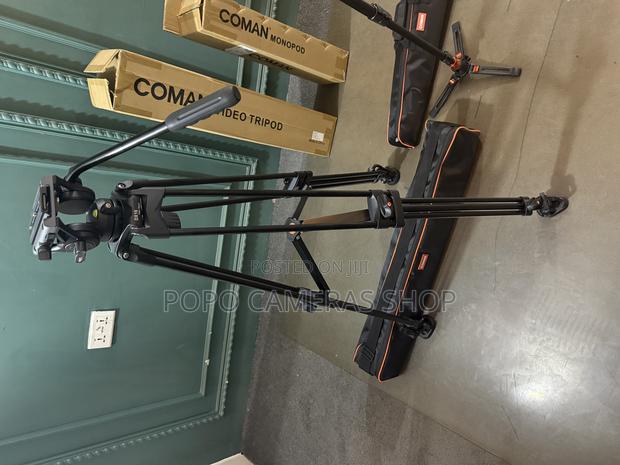 Coman Dx16 Pro Tripod With Fluid Head · Photo 5