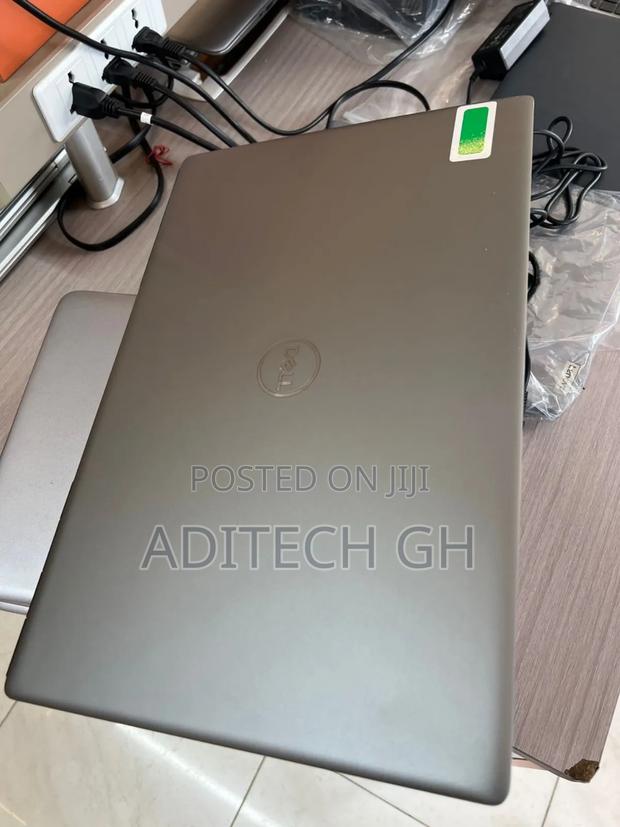Laptop Dell Precision 7750 32GB Intel Core I7 SSD 512GB · Photo 4