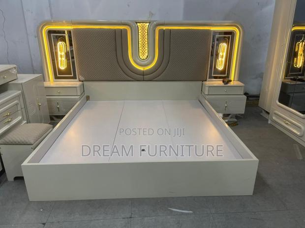 Executive Bed Set · Photo 2