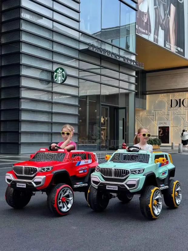 Four Wheel Electric Toy Car · Photo 6