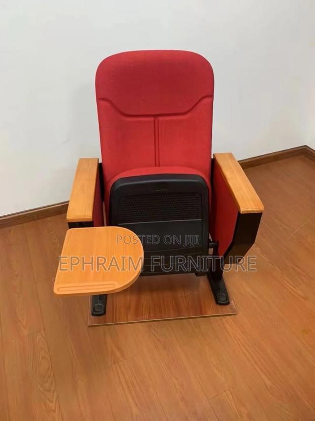 Auditorium Chairs for Office · Photo 2