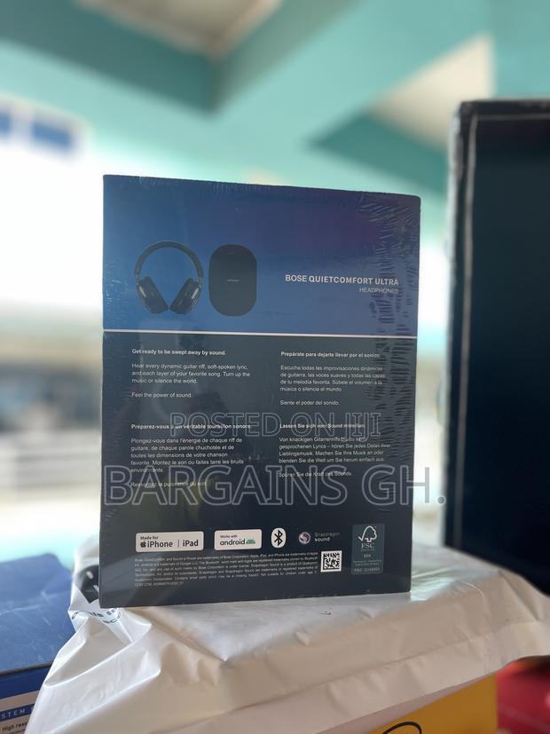 Bose Quiet Comfort Ultra Hybrid Headset With Protective Bag · Photo 5