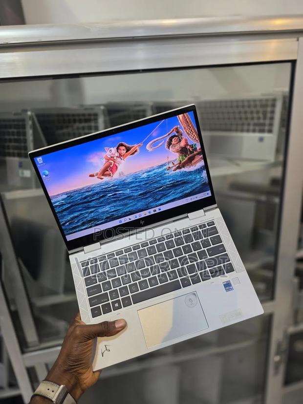 Laptop HP EliteBook 830 G8 16GB Intel Core i5 SSD 256GB · Photo 1