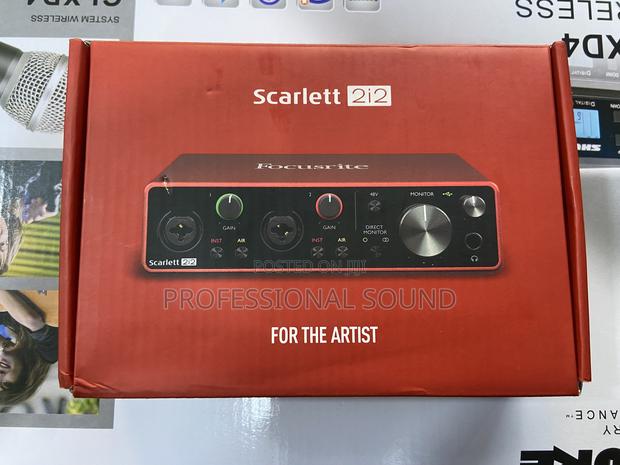 Scarlett 2i2 · Photo 4