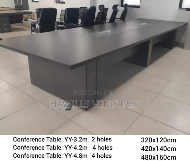Meeting Table /Conference Desk · Photo 1