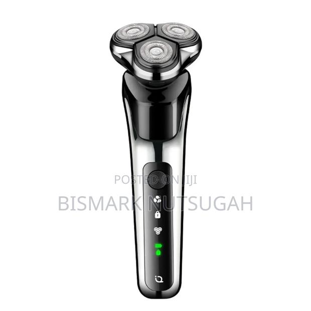 Electric Razor Triple Blade Shaver · Photo 3