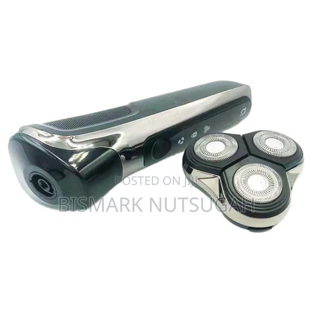 Electric Razor Triple Blade Shaver · Photo 6