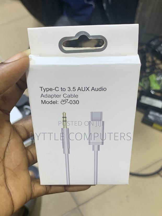 Type-C to 3.5 Aux Audio Cable · Photo 2