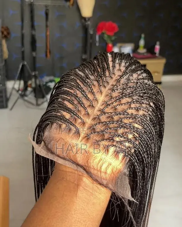 5x5 Knotless Human Hair Braids · Photo 1
