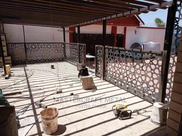 Quality Strong Barristers | Balustrades for Sale · Photo 1